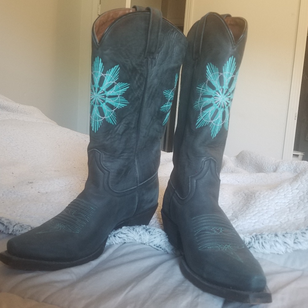 Eight Second Angel Women's Western Boots